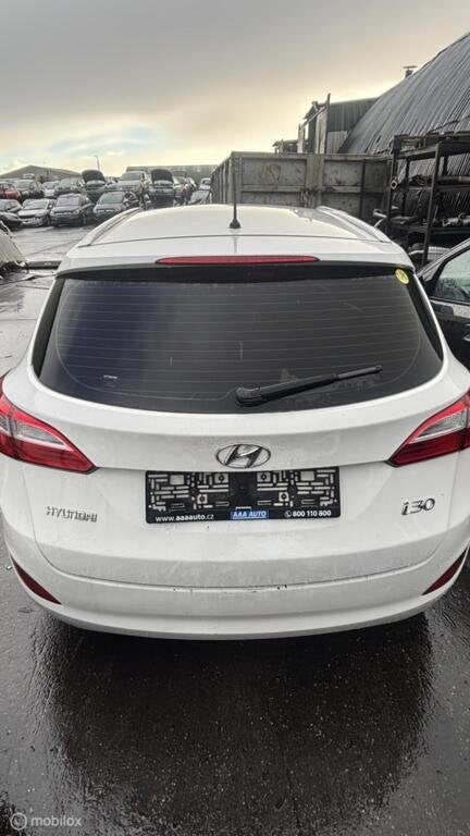 Achterklep wit Hyundai i30 Wagon II ('12-'18), Ophalen, Gebruikt, Achterklep, Hyundai