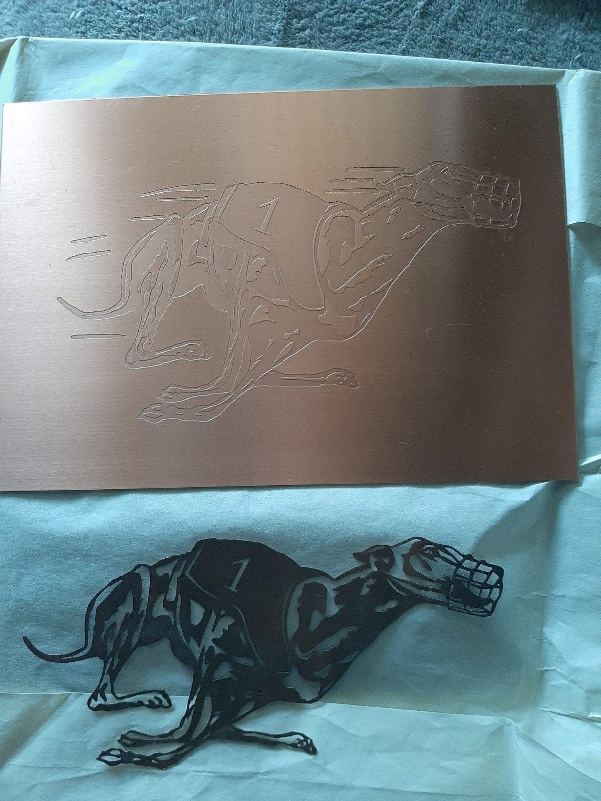 Windhond Kunstwerk - Koperen Plaat & Metalen Silhouet, Ophalen