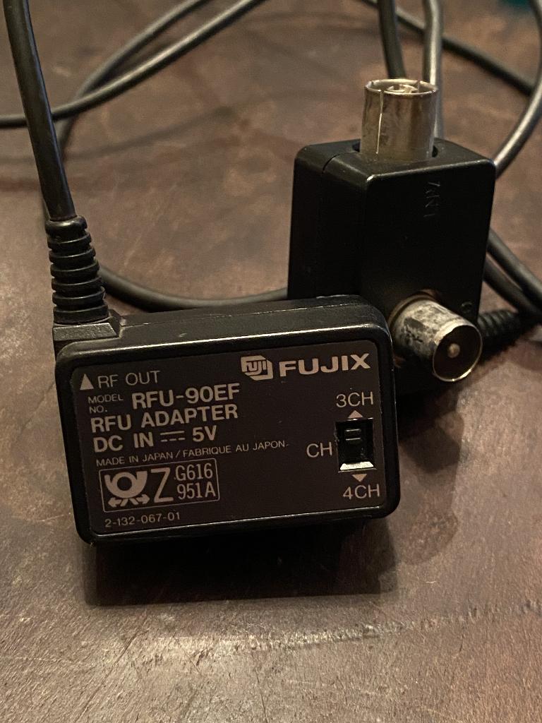 FUJIX RF-90 RF Adaptor Ch 3 and Ch 4 Video FUJI F120SW, Ophalen of Verzenden, Gebruikt, Buitencamera