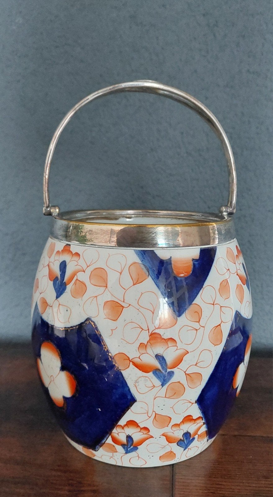 Antieke Imari Biscuitpot met Zilverkleurig Hengsel, Antiek en Kunst, Ophalen of Verzenden