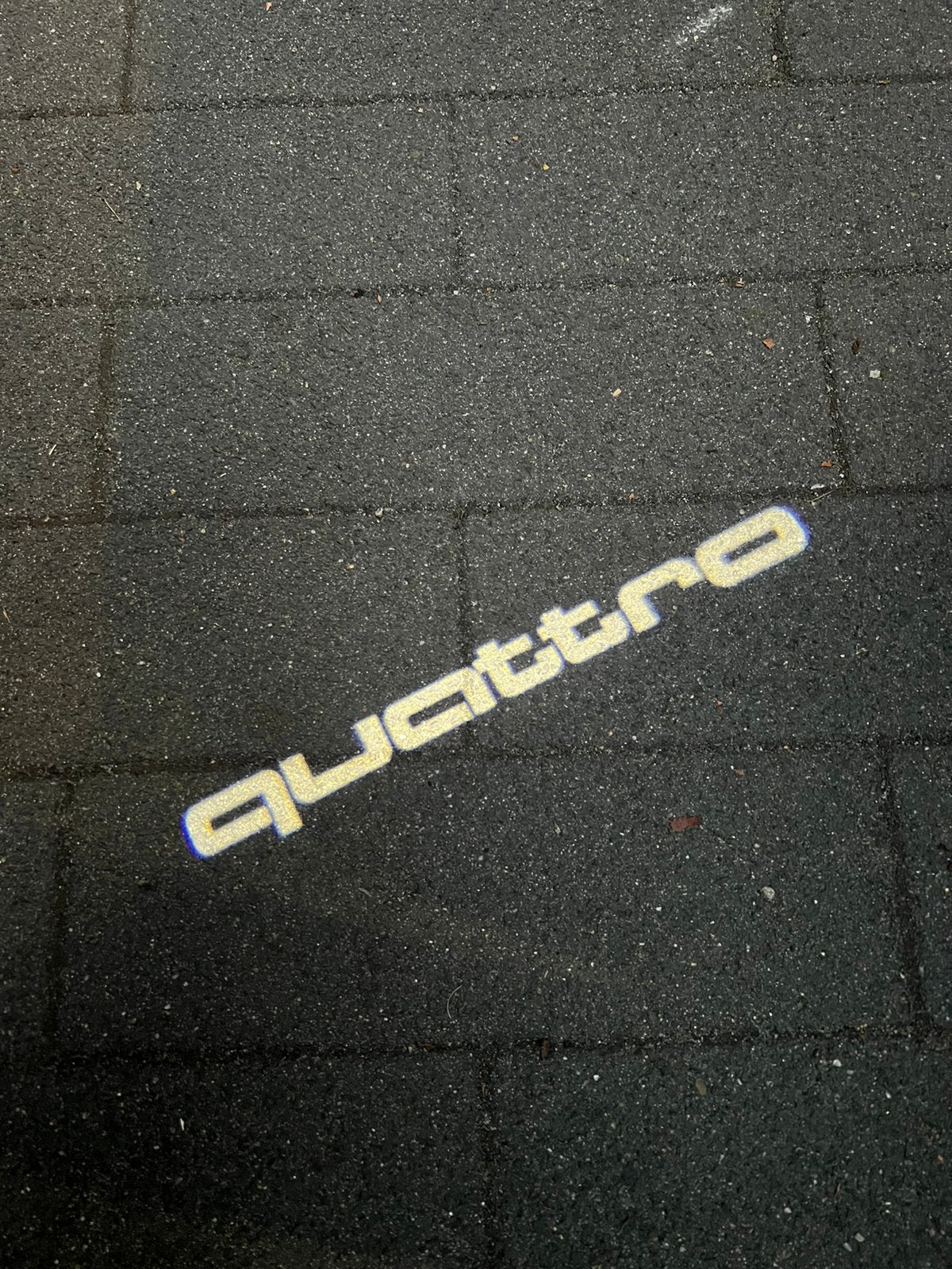 ️Audi instapverlichting Quattro logo ORIGINEEL nieuw️, Ophalen of Verzenden, Nieuw, Audi