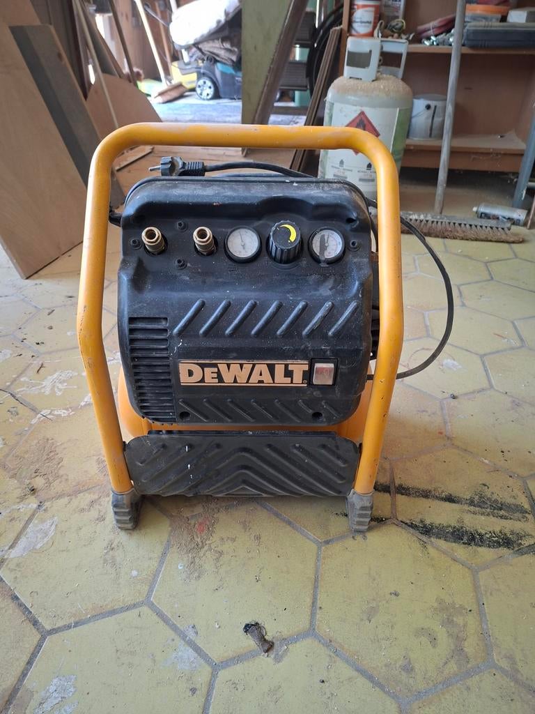Compressor, Minder dan 25 liter, Ophalen, Gebruikt, Minder dan 200 liter/min