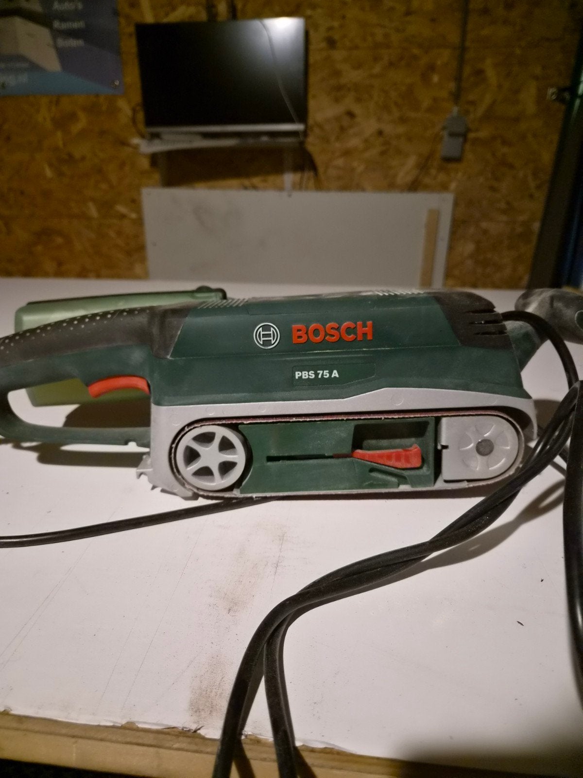 pas 75 a Bosch schuurmachine, Doe-het-zelf en Verbouw, Ophalen, Nieuw, Bandschuurmachine