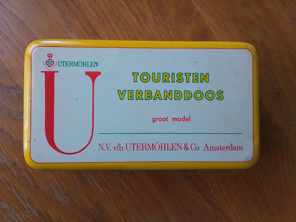 Toeristenverbanddoos, Verzamelen, Blikken, Ophalen of Verzenden, Gebruikt, Overige, Overige merken
