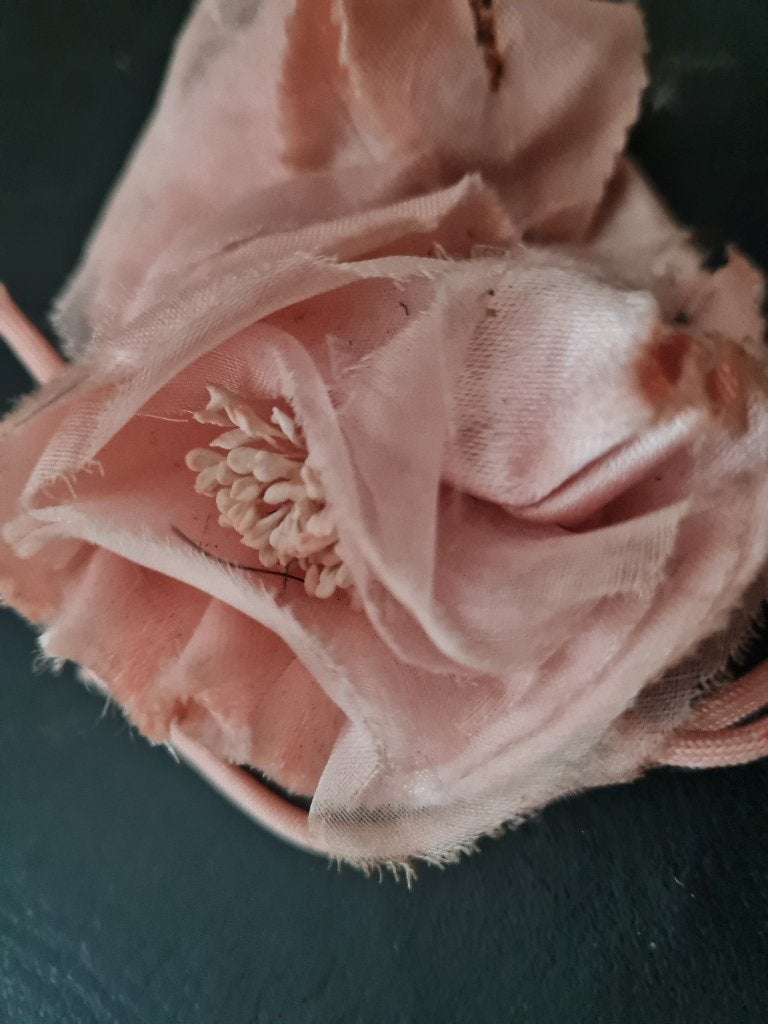 Vintage stoffen bloempjes om corsage te maken, Ophalen of Verzenden