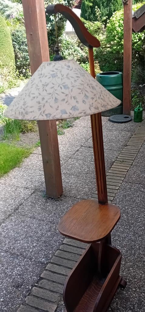Vintage schemerlamp/ tafeltje/ krantenbak, Ophalen, Overige typen