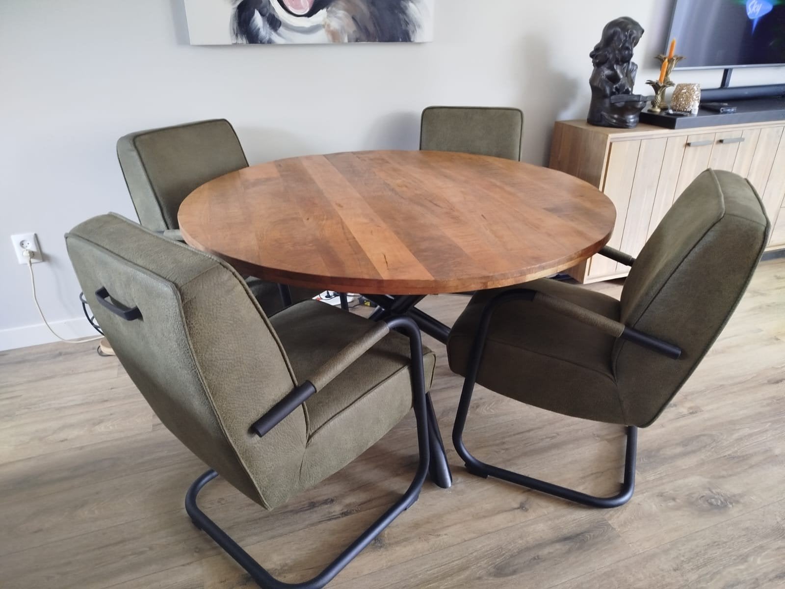 mooie eethoek met 4 stoelen, weinig gebruikt goed onderhoude, Ophalen, Zo goed als nieuw, 4 tot 6 stoelen