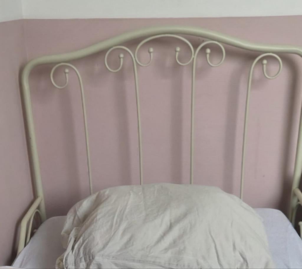 Keurig meidenbed, Antiek en Kunst, Ophalen