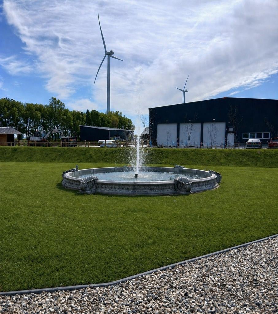 Fonteinrand 550 cm doorsnee met waterfontein, Ophalen, Nieuw, Beton, Fontein