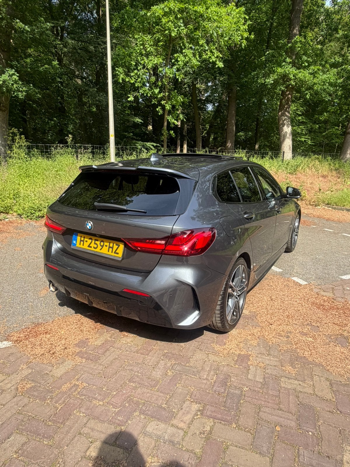 BMW 1-Serie 118i 140pk Aut 2020 Grijs, 15 km/l, Particulier, 3 cilinders, Zilver of Grijs