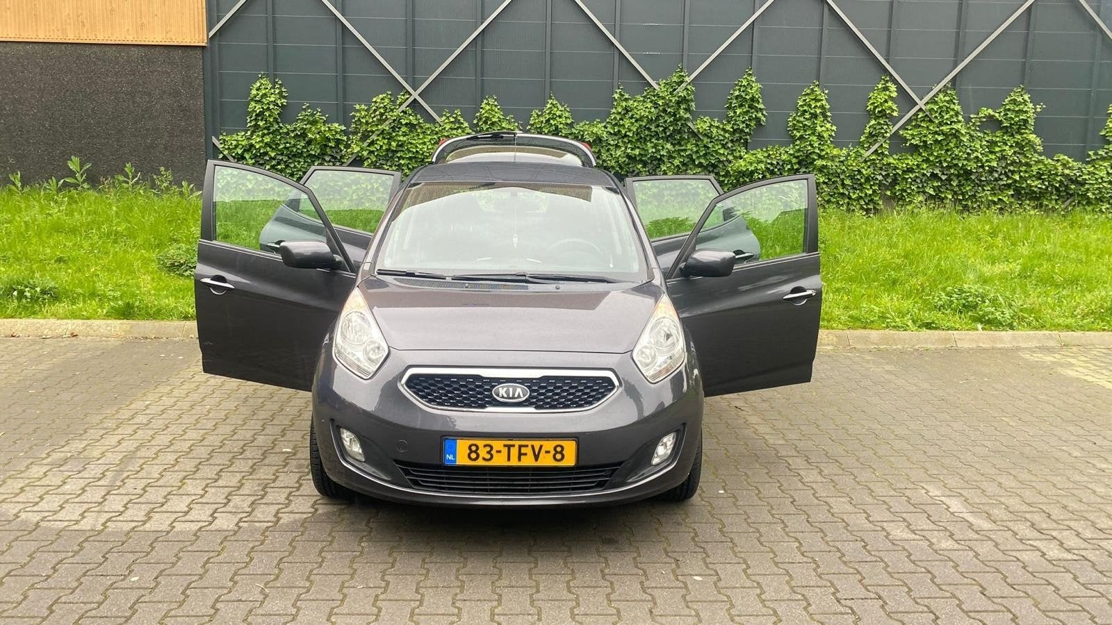Kia Venga 1.4 Cvvt 2012 , Nap 191200km grijs, Auto's, Voorwielaandrijving, 4 cilinders, 1396 cc, 1153 kg