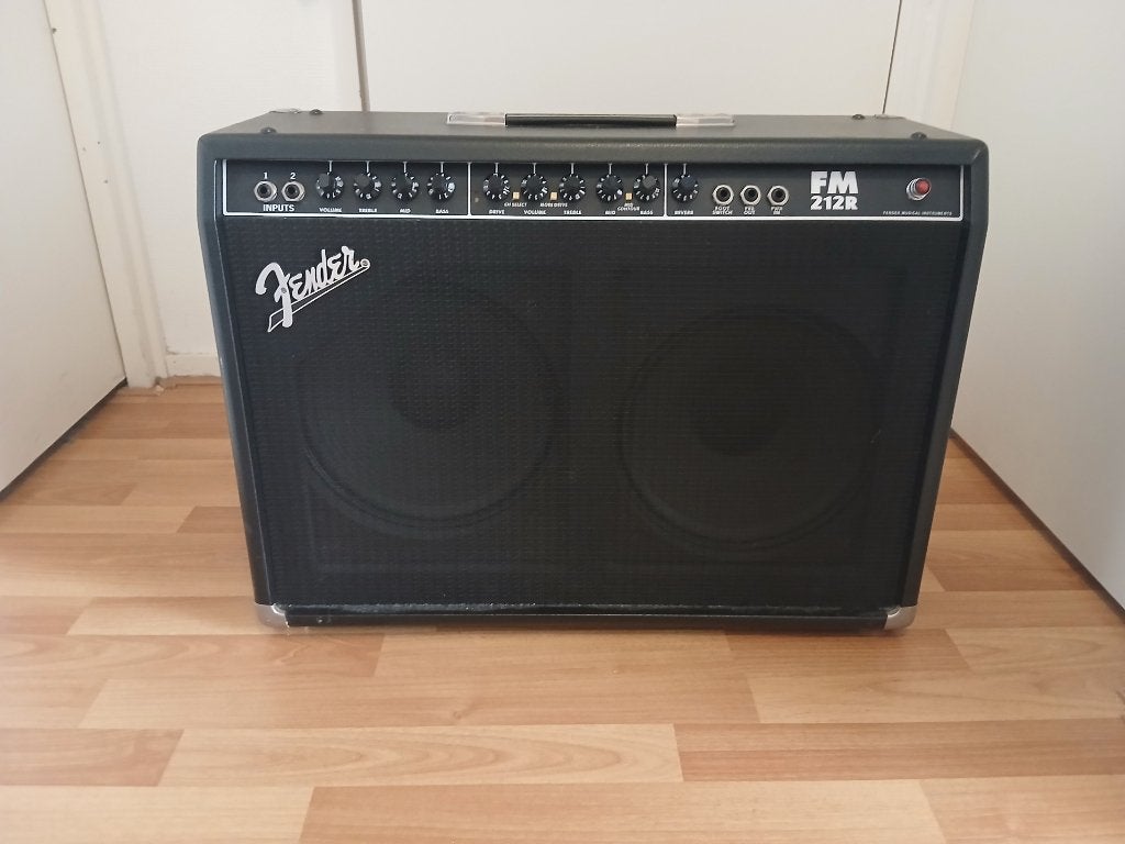Fender FM212R, Ophalen, Gebruikt, Gitaar, 100 watt of meer