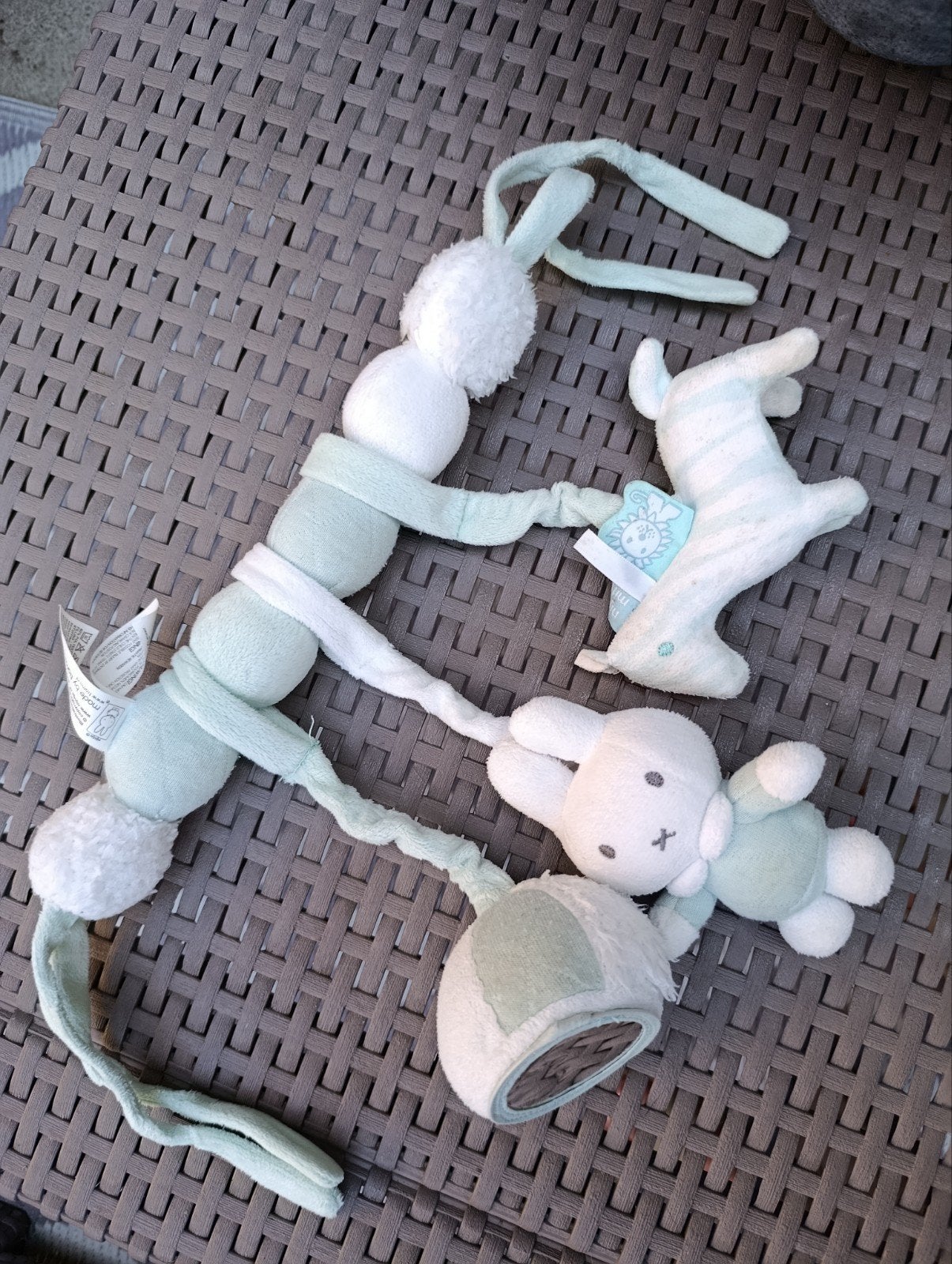 Baby speelgoed: rammelaar, mobiel en knuffel, Kinderen en Baby's, Speelgoed | Babyspeelgoed, Ophalen of Verzenden, Rammelaar