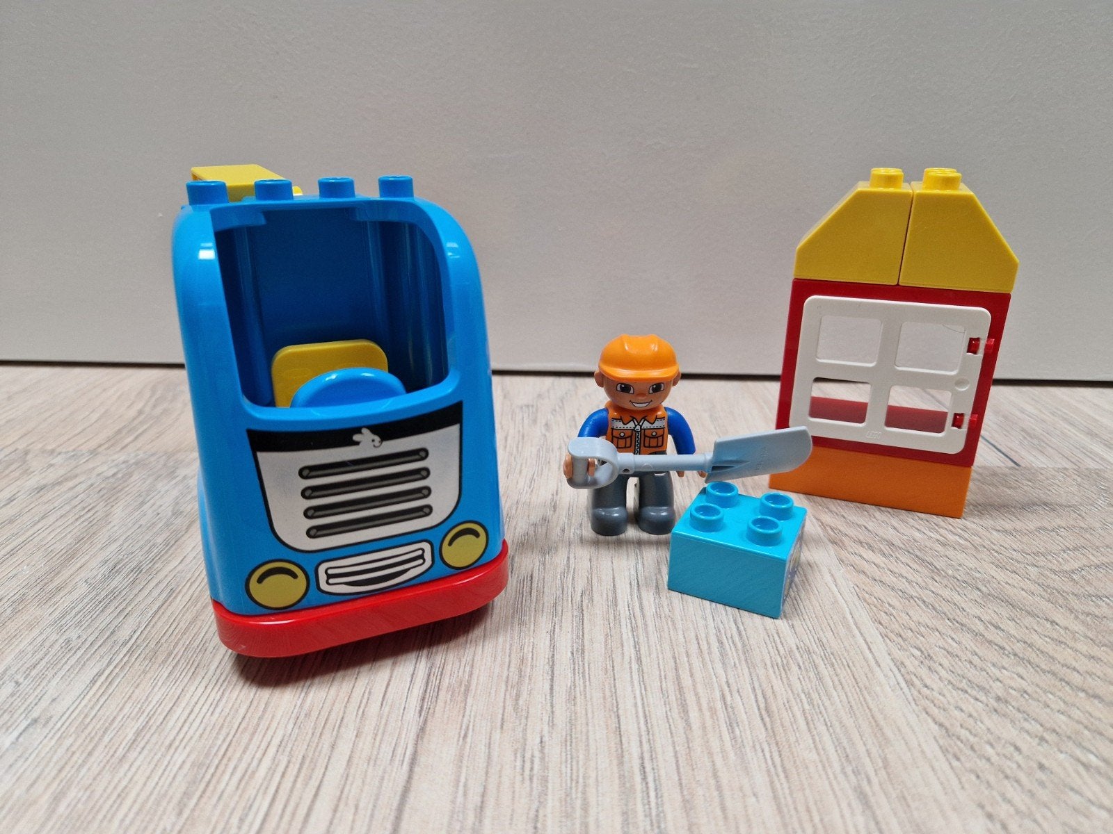 LEGO Duplo Vrachtwagen met Bouwvakker en Blokken, Ophalen of Verzenden, Zo goed als nieuw, Overige merken
