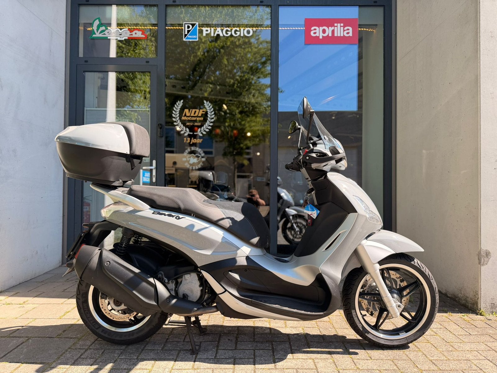 Piaggio beverly 350, Ophalen of Verzenden, Zo goed als nieuw, Benzine, Overige modellen