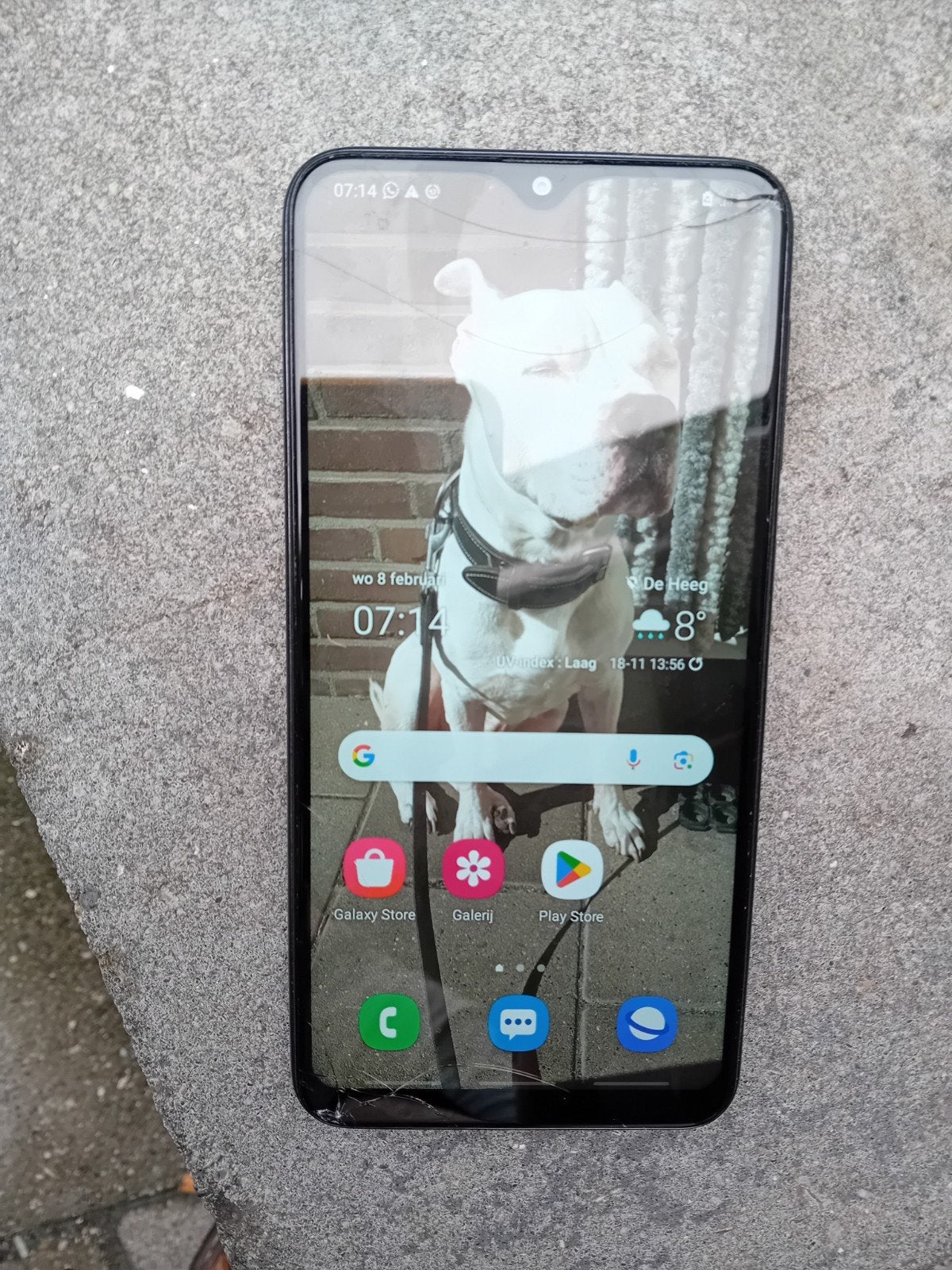 Samsung Galaxy A10 met gebarsten scherm, Telecommunicatie, Mobiele telefoons | Samsung, Blauw, Ophalen of Verzenden, Zo goed als nieuw