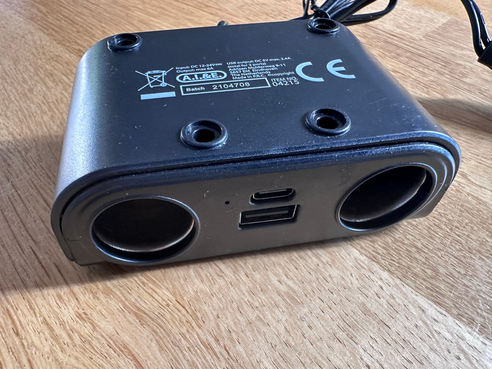 Dunlop auto oplader met 2x 12V en 2x USB poorten, Ophalen of Verzenden, Gebruikt