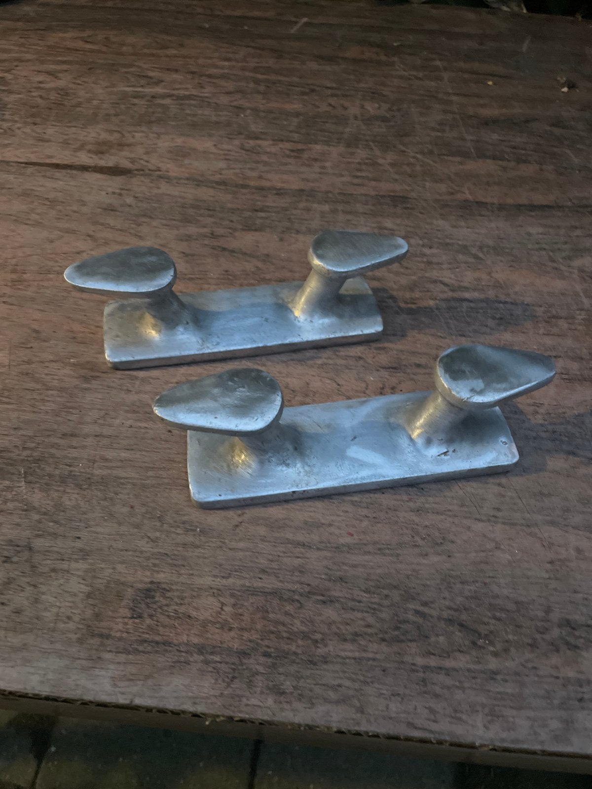 Set van 2 aluminium bolders voor boot of steiger, Ophalen of Verzenden, Gebruikt, Overige typen
