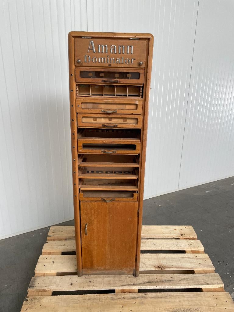 Amann Dominator Haberdashery Fourniturenkast Vintage Antiek, Hobby en Vrije tijd, Naaien en Fournituren, Ophalen, Gebruikt