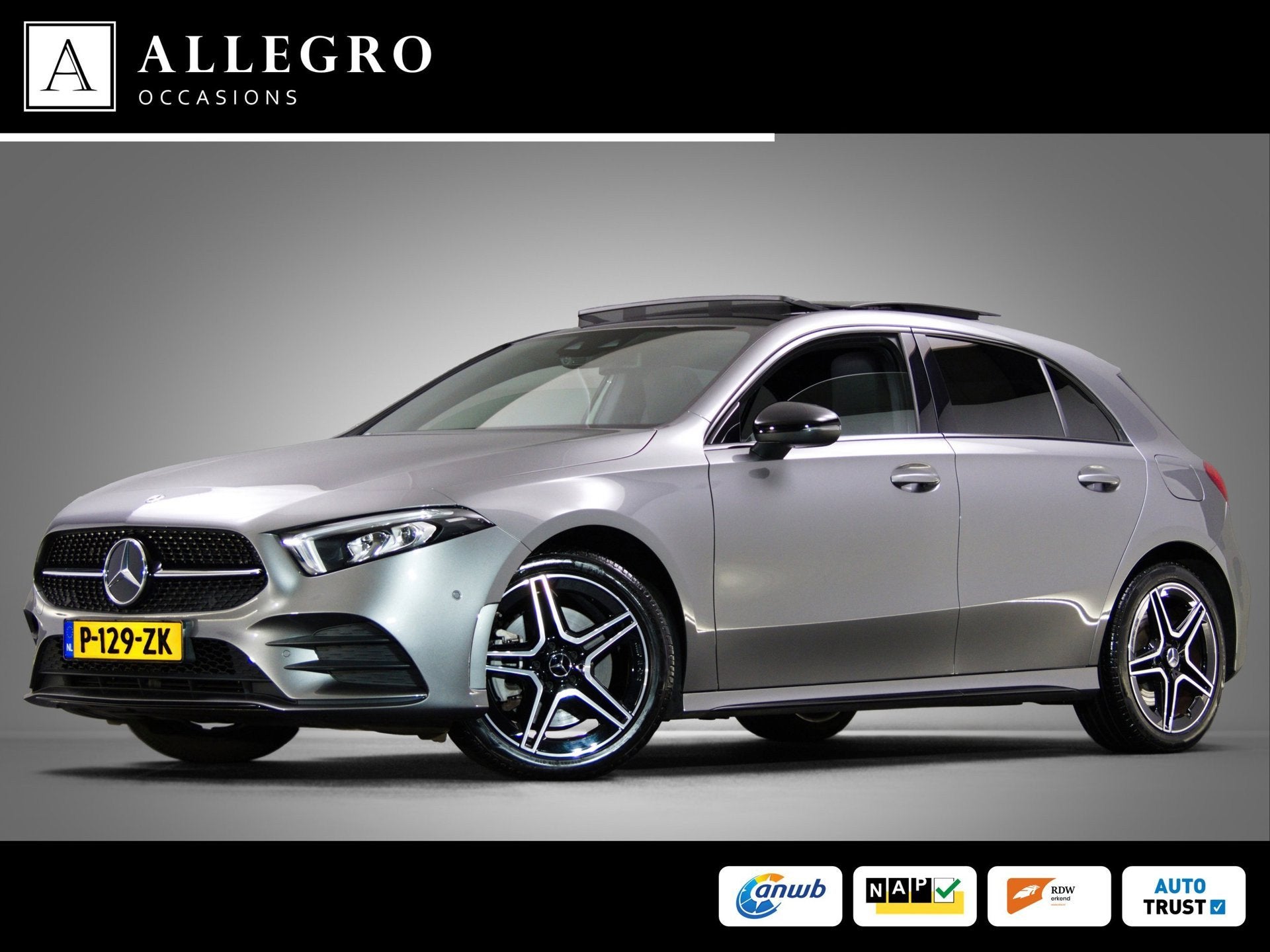 Mercedes-Benz A-Klasse 180 AMG Line (SFEERVERLICHTING, STOEL, 136 pk, Gebruikt, 4 cilinders, Leder en Stof