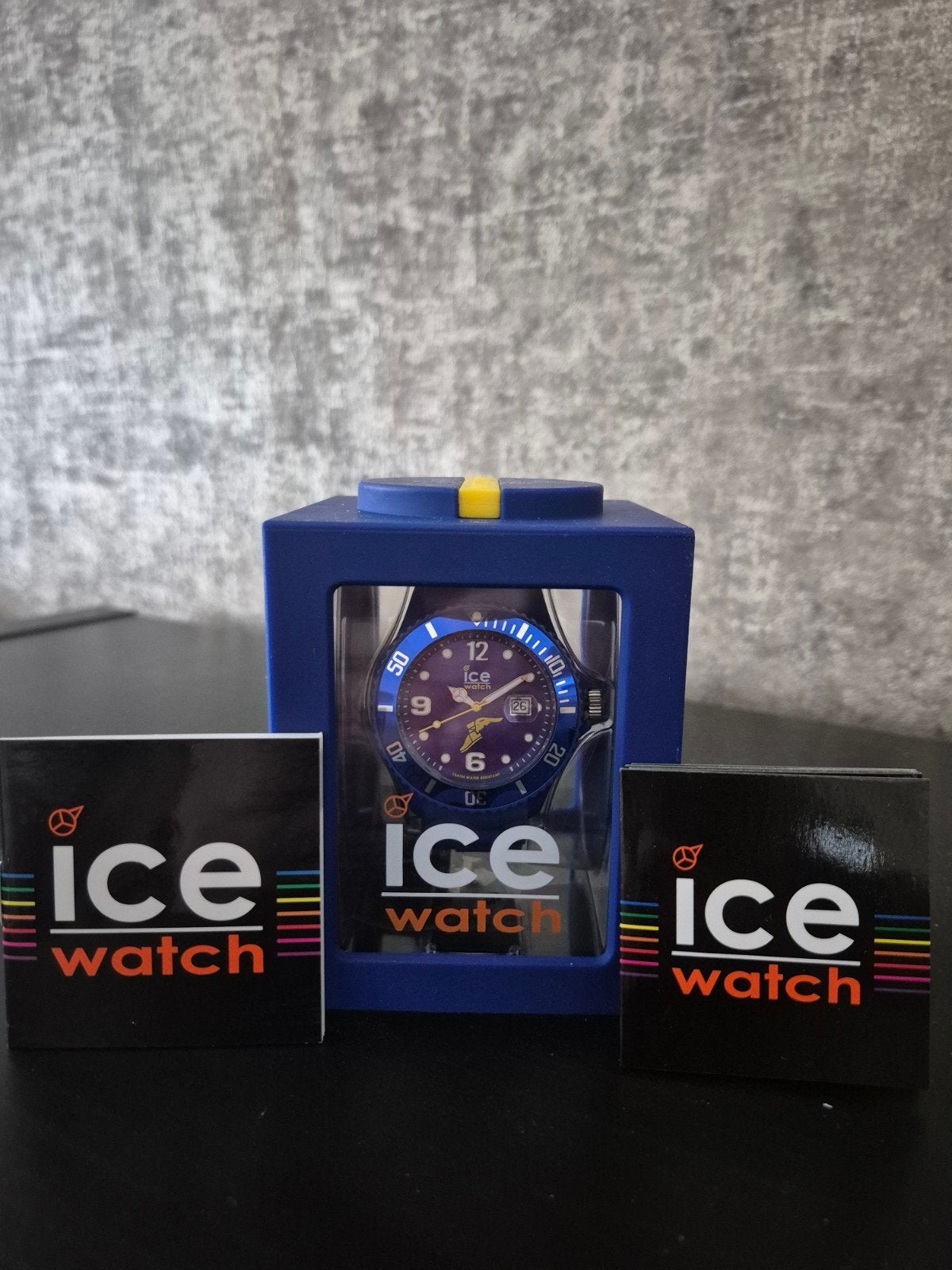 ICE Watch Nieuw!, Ophalen, Nieuw