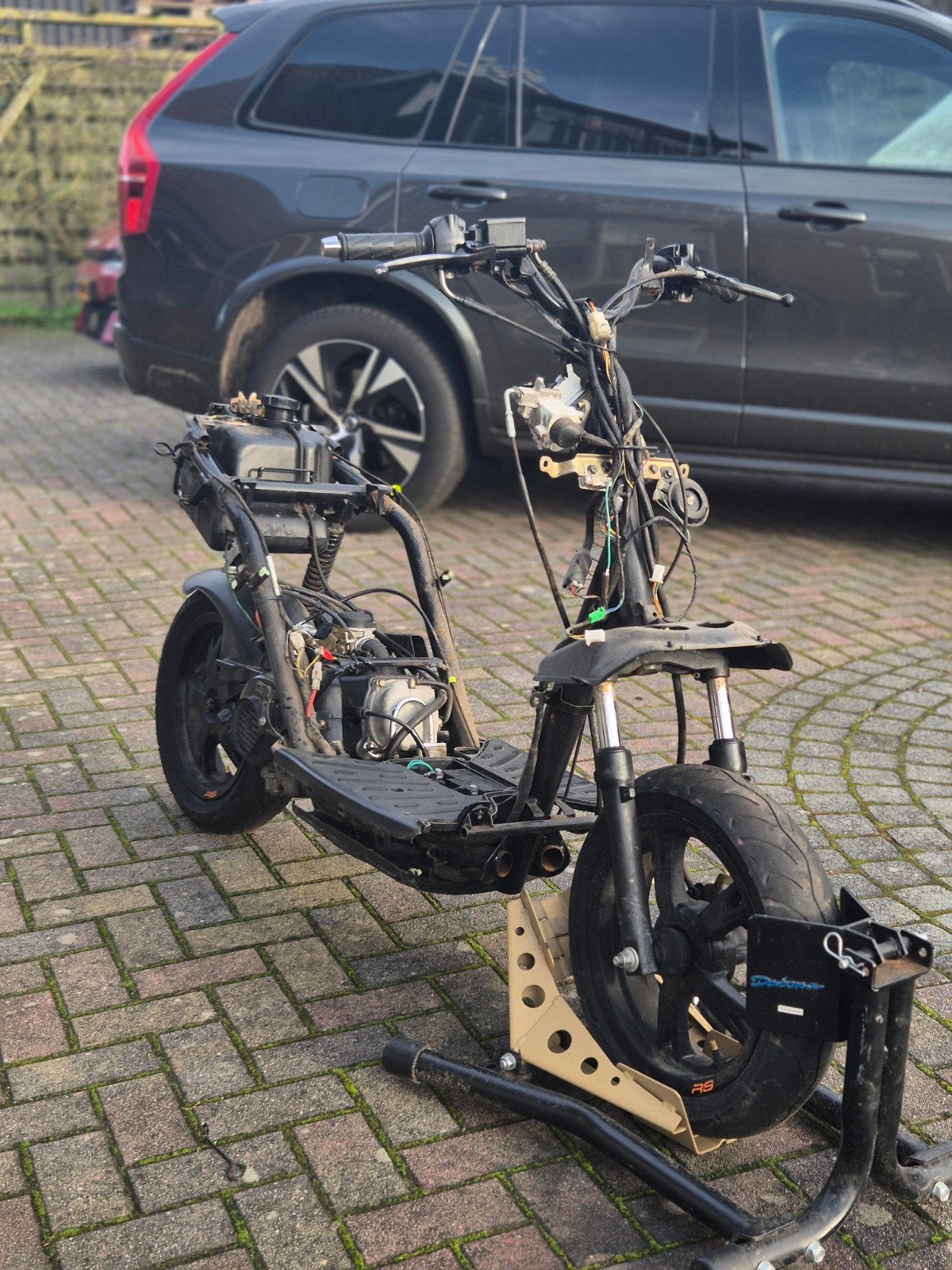 Peugeot Kisbee RS - Opknapper / voor onderdelen, Gebruikt, Overige modellen, Maximaal 45 km/u, Benzine