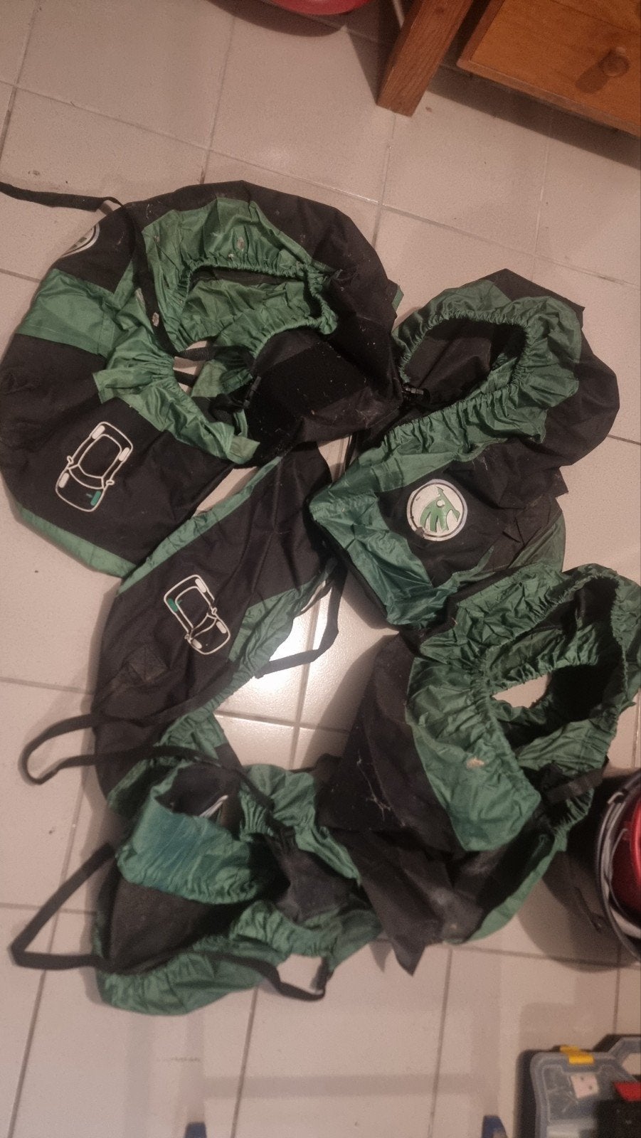 Skoda Autohoezen - Groen/Zwart, Auto diversen, Ophalen of Verzenden, Gebruikt, Op maat