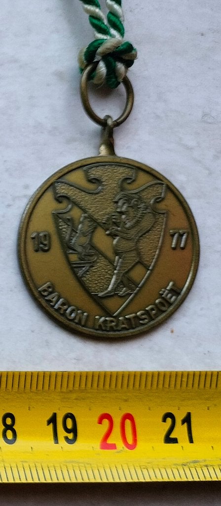 Jocus vastelaovend of carnaval donateurs medaille uit 1977, Ophalen of Verzenden, Overige materialen, Nederland