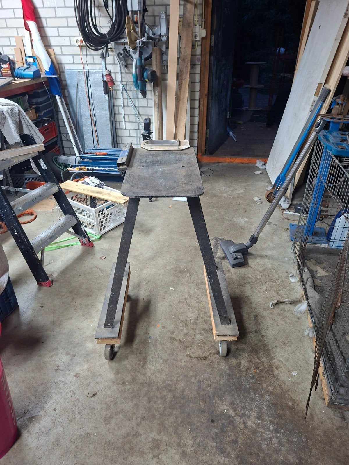 werk tafel, Ophalen, Gebruikt