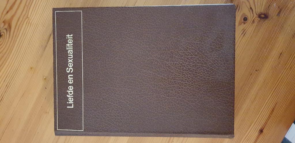 Liefde en sexualiteit. Een prachtig boek van Lekturama., Boeken, Ophalen of Verzenden, Zo goed als nieuw, Overige onderwerpen