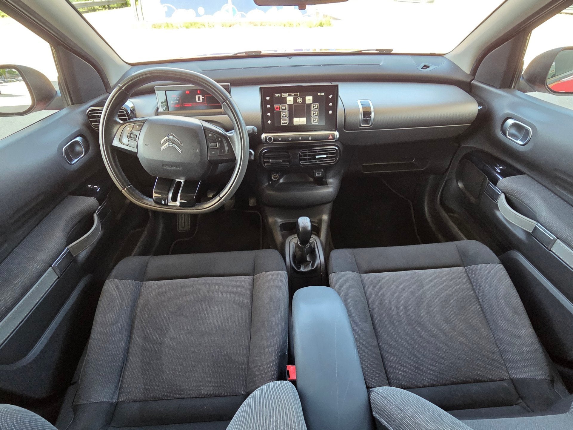 Citroen C4 Cactus 1.2 PureTech Shine/ACHTERURCAMERA/CRUIS CO, Voorwielaandrijving, Gebruikt, 1199 cc, Origineel Nederlands