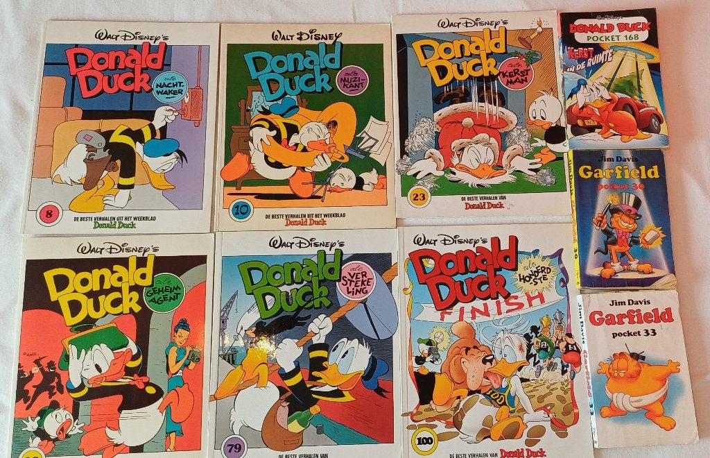 Stipboeken 7x Donald Duck en 2x Garfield, Meerdere stripboeken, Ophalen, Gelezen, Donald Duck