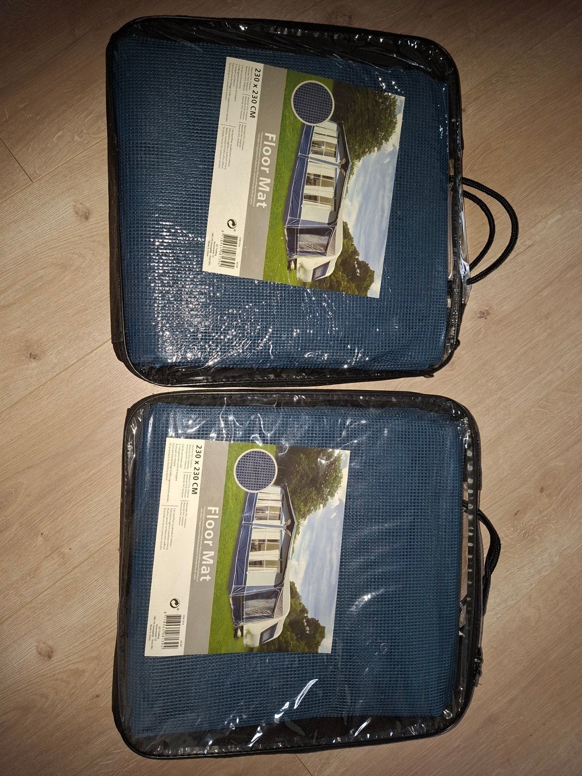 2x tenttapijt 230x230, Ophalen, Zo goed als nieuw