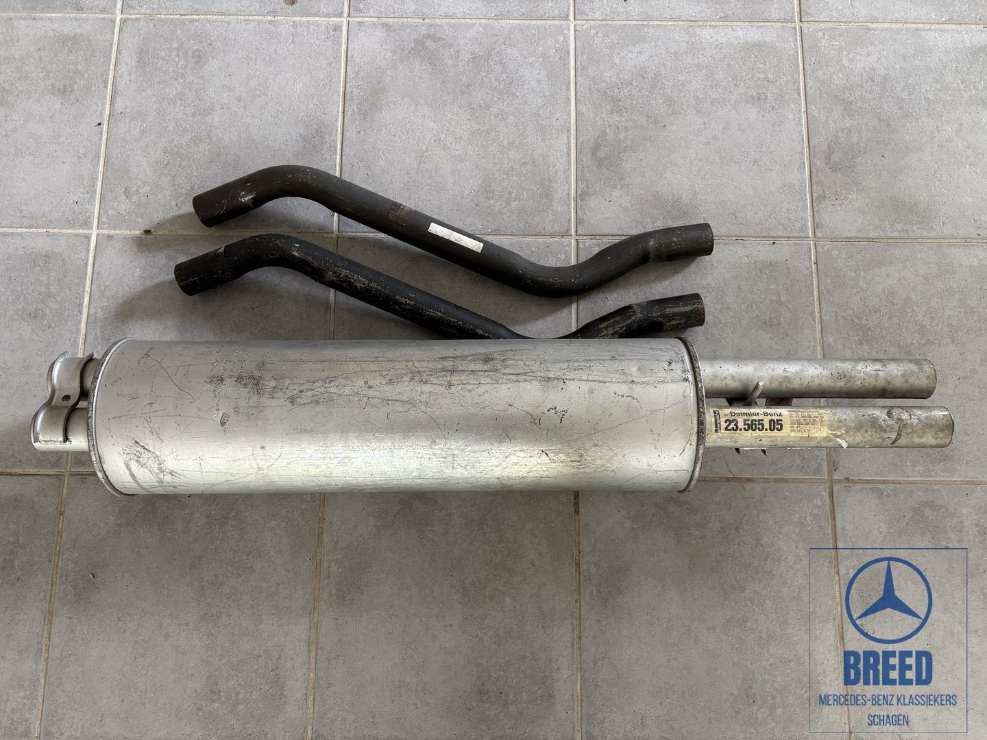 NOS einddemper voor Mercedes-Benz W108 W109 W111 W112, -, Nieuw, Ophalen of Verzenden, -