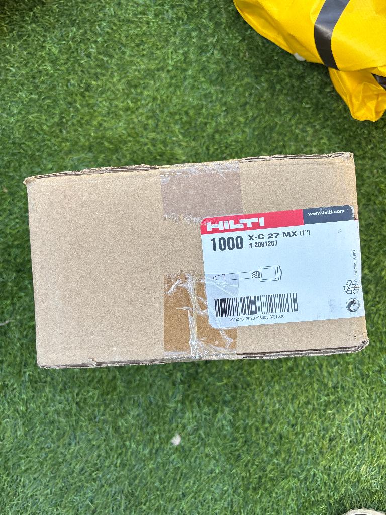 Hilti schietspijkers 27 mm lang, Ophalen of Verzenden, Nieuw, Minder dan 50 mm, Spijkers