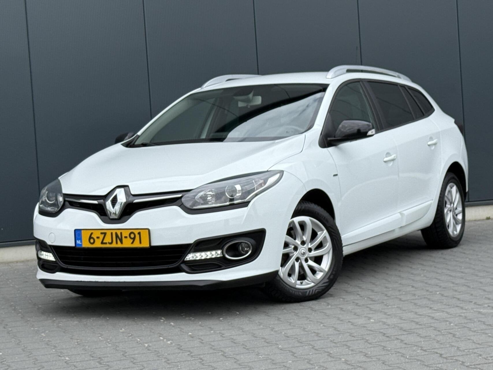 Renault Megane Estate 1.2 TCe Limited Facelift - 2e Eig - Na, Auto's, Voorwielaandrijving, Euro 5, Stof, Gebruikt