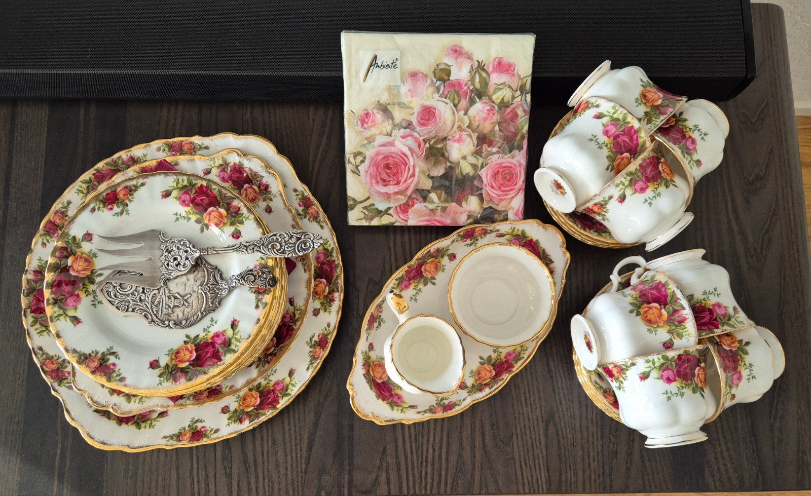 Royal Albert Old Country Roses Servies en Bestek 8 persoons, Ophalen
