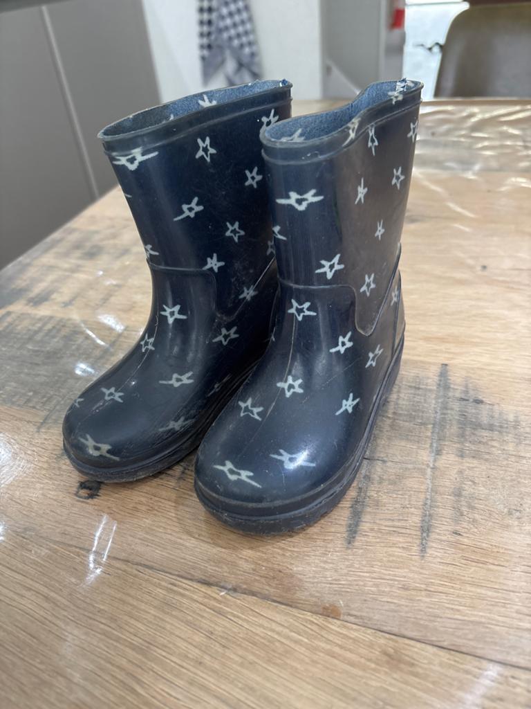 Hema regenlaarzen met sterren en verlichting , maat 23, Ophalen, Gebruikt, Jongen of Meisje, Laarzen