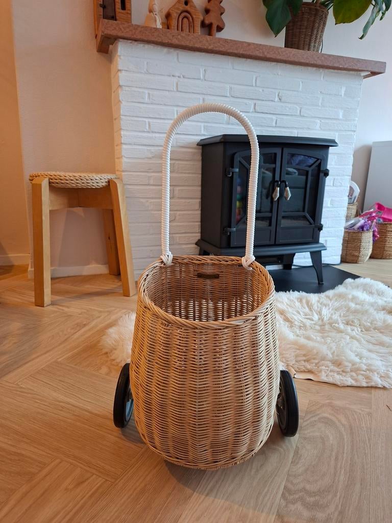 Olli Ella mandje., Ophalen of Verzenden, Zo goed als nieuw