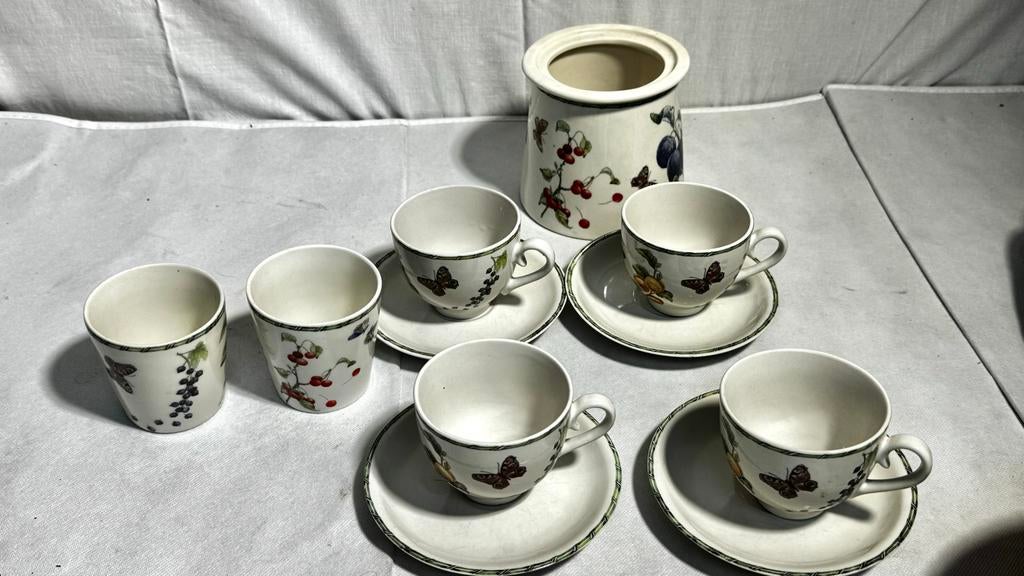 JBS Collection "Fruit & Flowers" 7-delig thee/koffieservies, Keramiek, Ophalen of Verzenden, Zo goed als nieuw, Overige stijlen