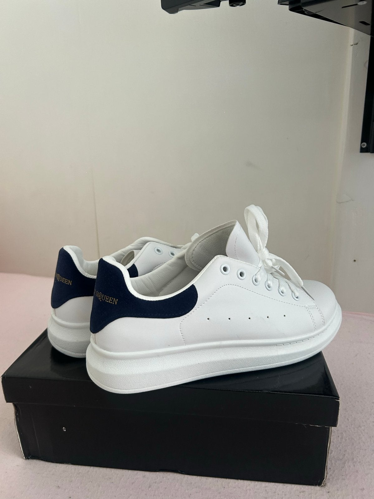 Alexander McQueen sneakers - Maat 41, Kleding | Dames, Ophalen of Verzenden, Zo goed als nieuw, Wit, Sneakers of Gympen
