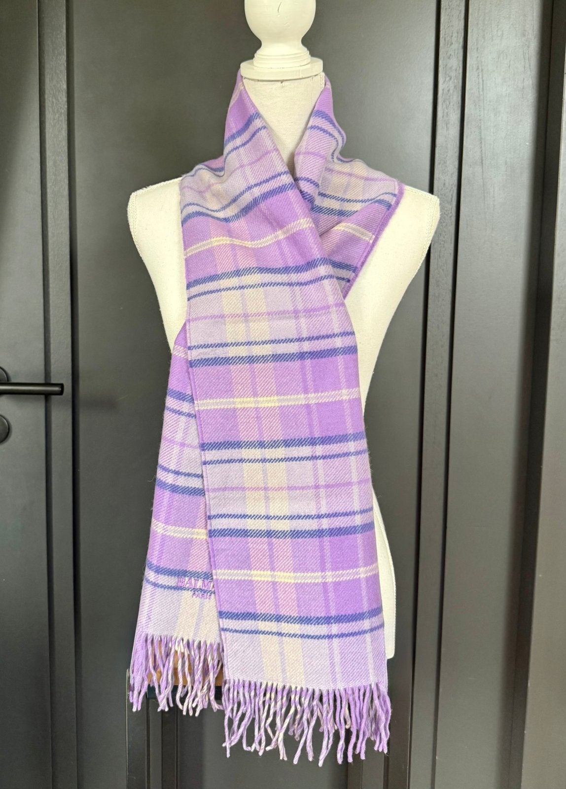 Foto 7 van Balmain Paris lilac geruite wol mix sjaal