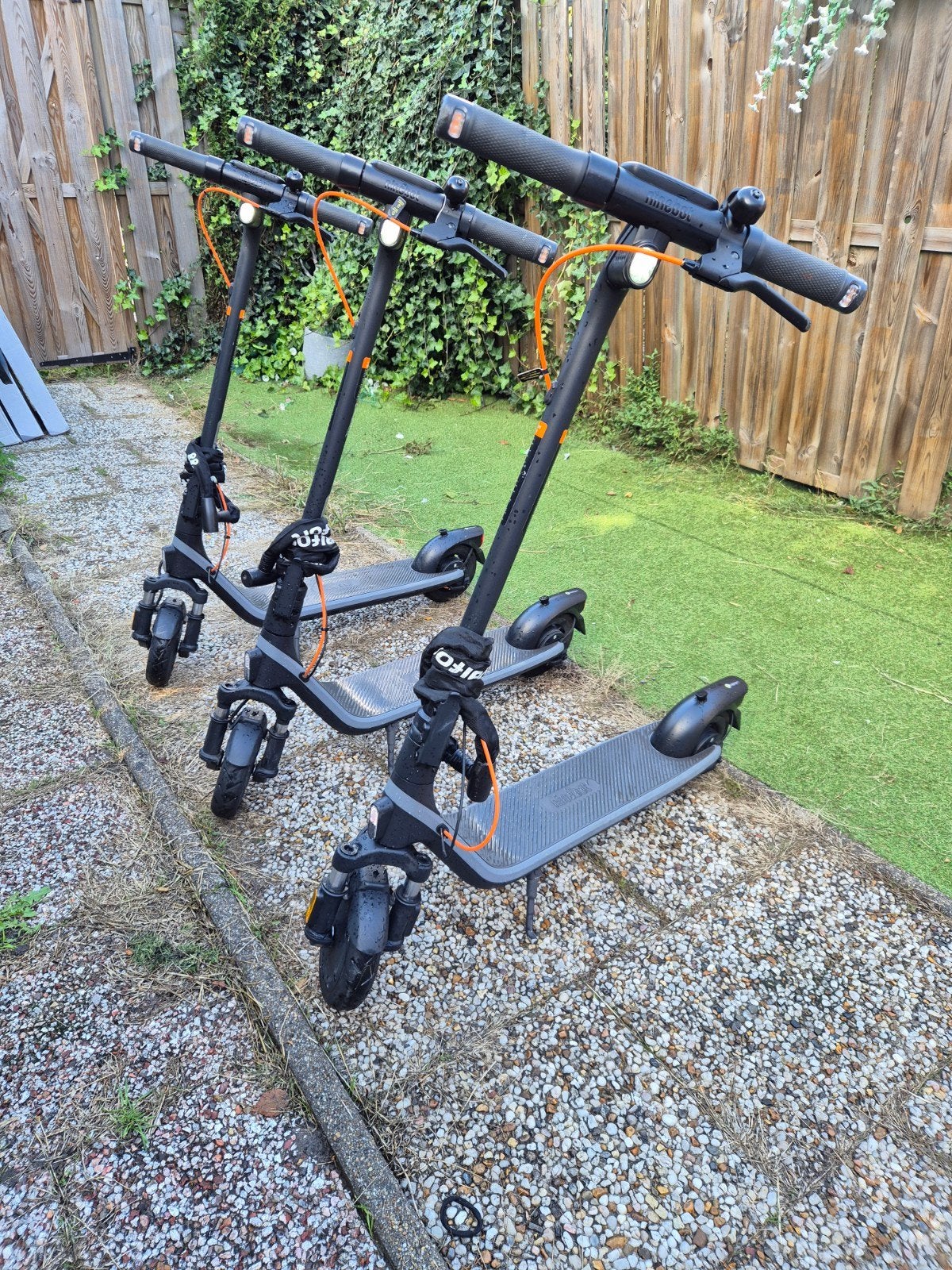 Ninebot E2 Plus II eKickScooter – 25 km/u – 500W, Fietsen en Brommers, Ophalen, Zo goed als nieuw, Elektrische step (E-scooter)