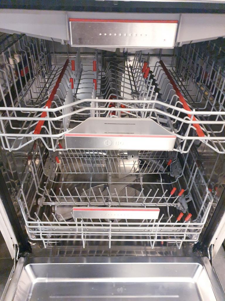 hoog model vaatwasser bosch besteklade ✅INC GARANTIE, Ophalen, Energieklasse A of zuiniger, Zo goed als nieuw, Inbouw