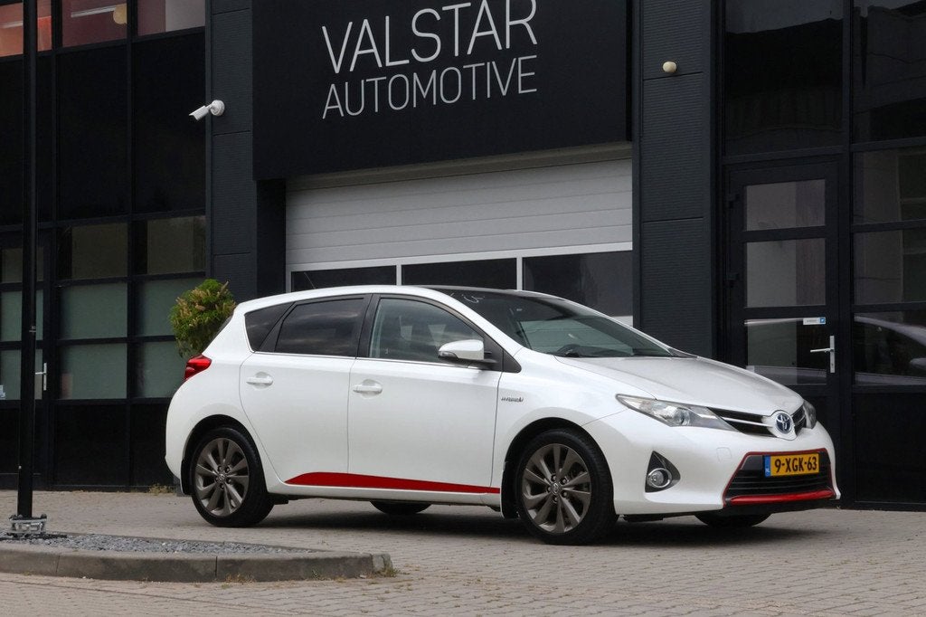 Toyota Auris 1.8 Hybrid |Panorama|Navigatie|Xenon, Auto's, Toyota, Euro 5, Gebruikt, 4 cilinders, Wit