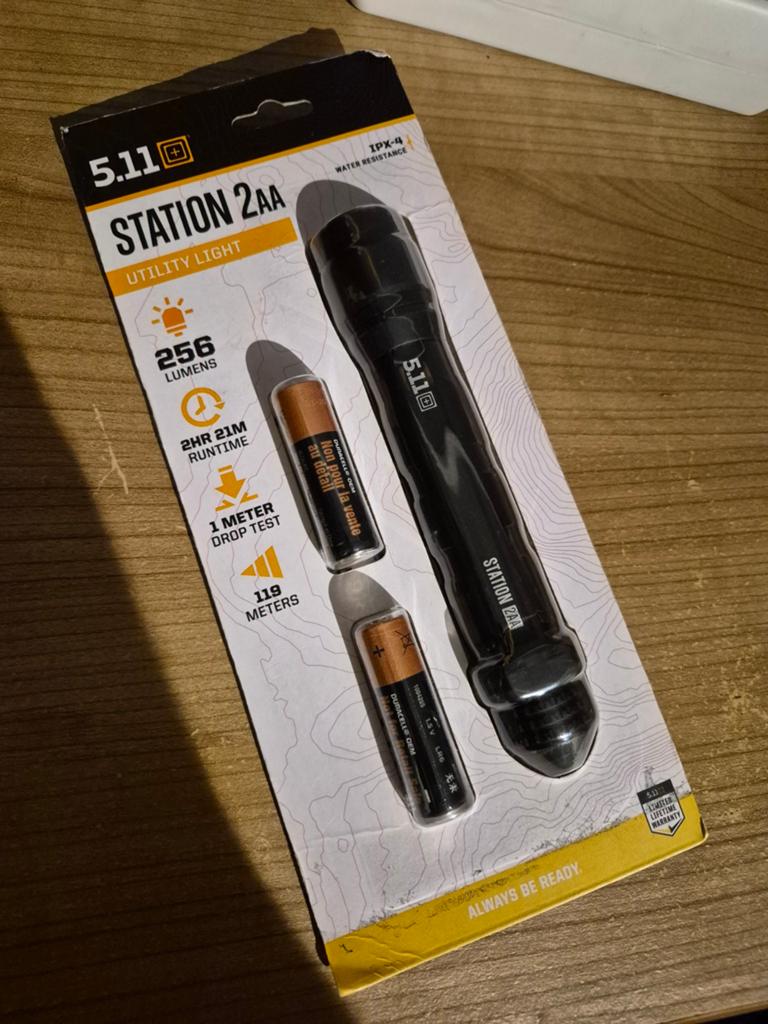 5.11 flashlight zaklamp professioneel, Ophalen, Nieuw, Batterij