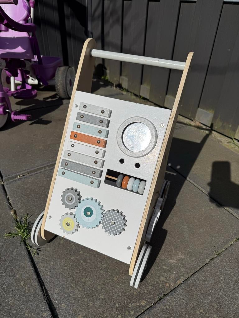 Houten loopkar kind met activiteitenbord, Ophalen, Gebruikt, Overige typen, Met wieltjes