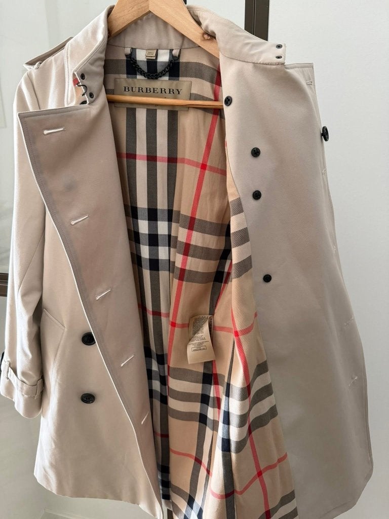 Burberry trenchcoat, Kleding | Dames, Jassen | Zomer, Maat 38/40 (M), Beige, Nieuw, Ophalen of Verzenden