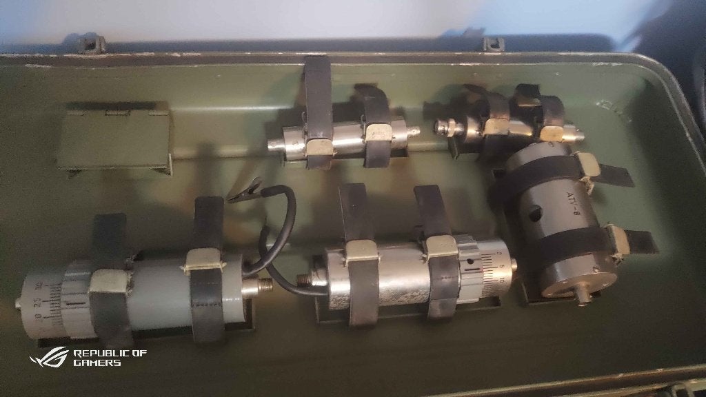 Yugoslavian army IRET signal generator, Ophalen of Verzenden, Overige soorten, Overige gebieden, Overige typen