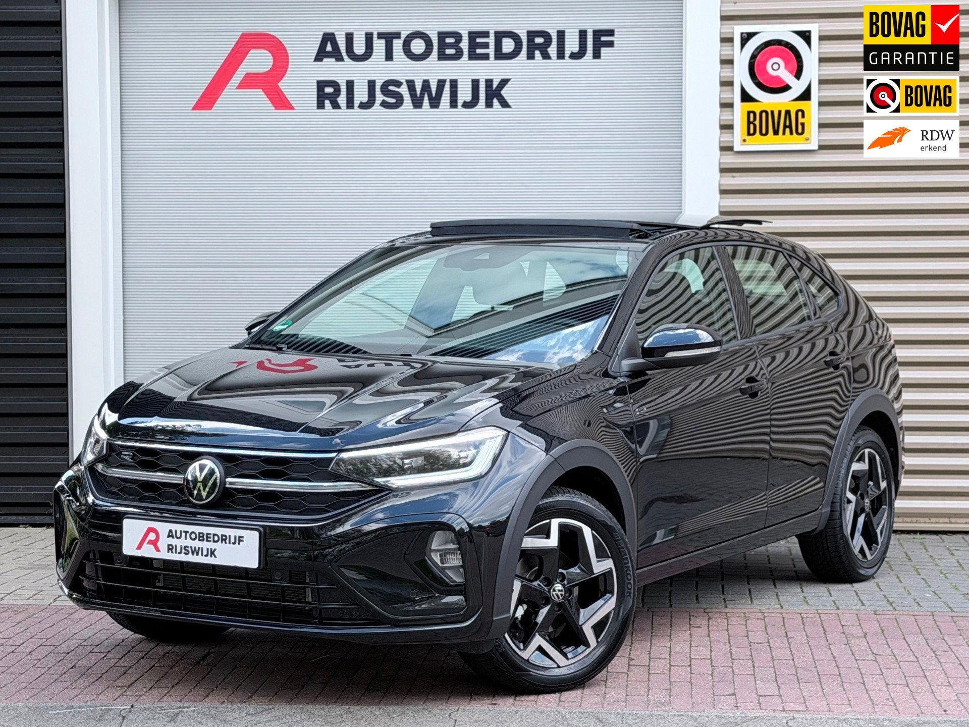 Volkswagen TAIGO 1.5 TSI R-Line Pano/Keylesa/Camera, Stof, Euro 6, 4 cilinders, Zwart